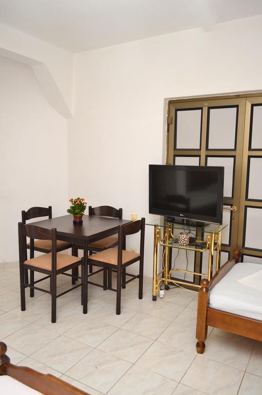 Guest House Lukac Bar Εξωτερικό φωτογραφία