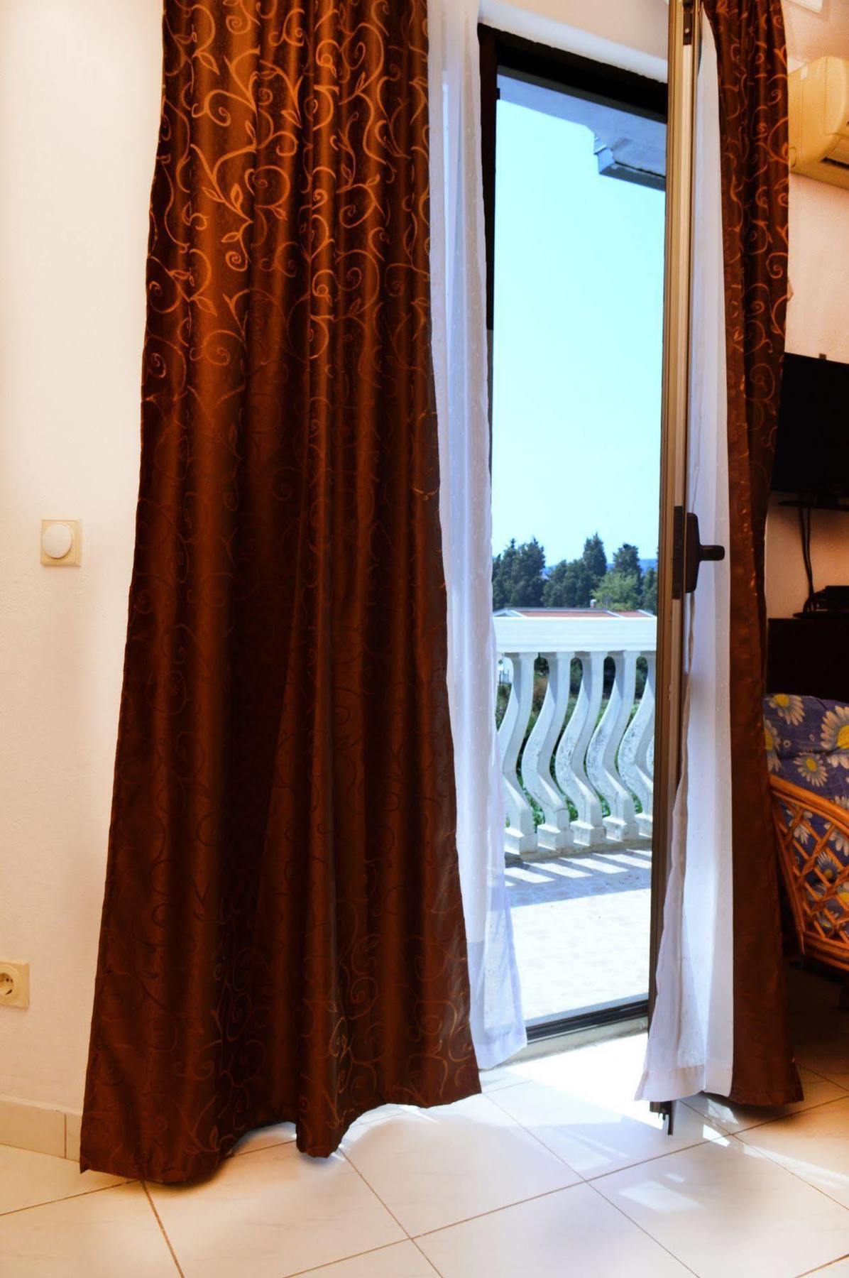 Guest House Lukac Bar Εξωτερικό φωτογραφία